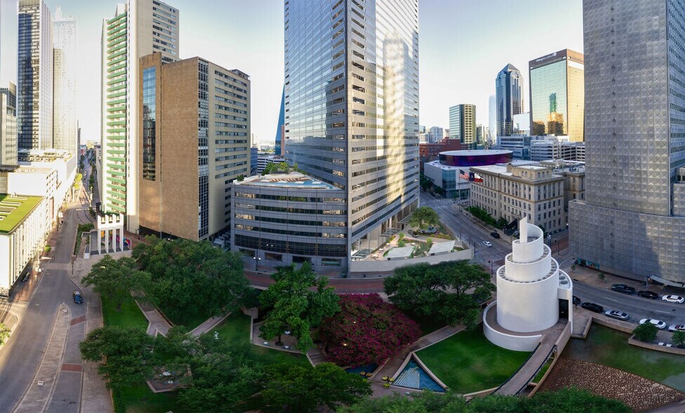Primary Photo Of 401 N Ervay St, Dallas Office Residential For Lease