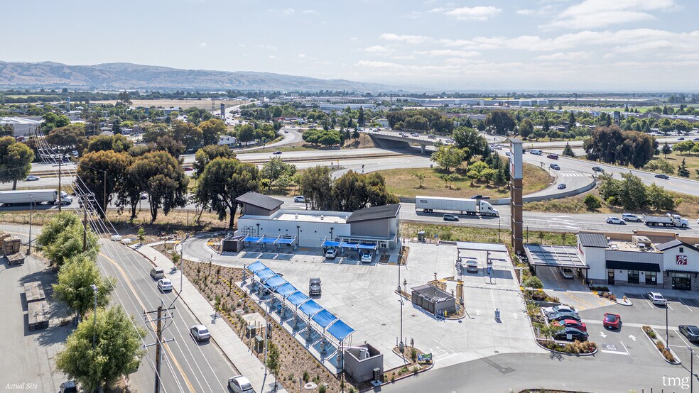 More Photos Of 484 9th St, Gilroy Carwash For Sale
