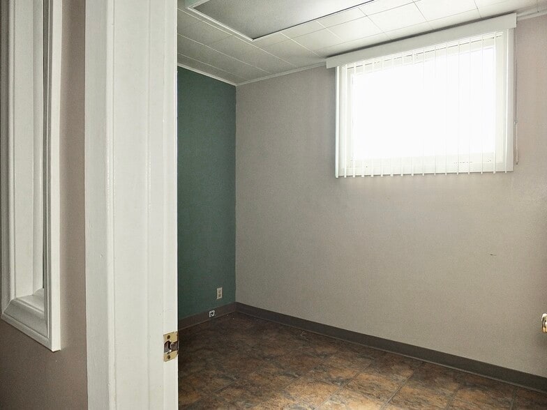 More Photos Of 830 Atlantic Ave, Long Beach Medical For Sale