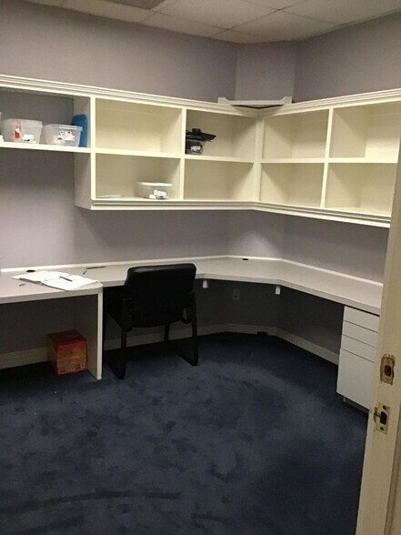 More Photos Of 300 S 6th St, Fort Pierce Office For Sale