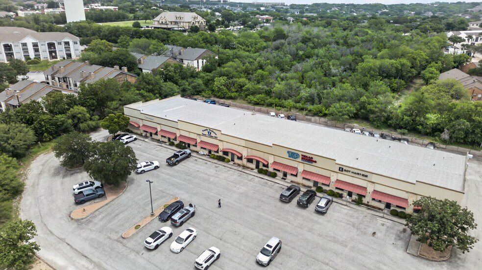 More Photos Of 4903 Golden Quail, San Antonio Storefront Retail Office For Sale