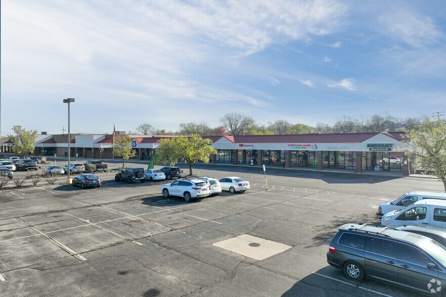 More Photos Of 1720-1770 S Erie Blvd, Hamilton General Retail For Lease