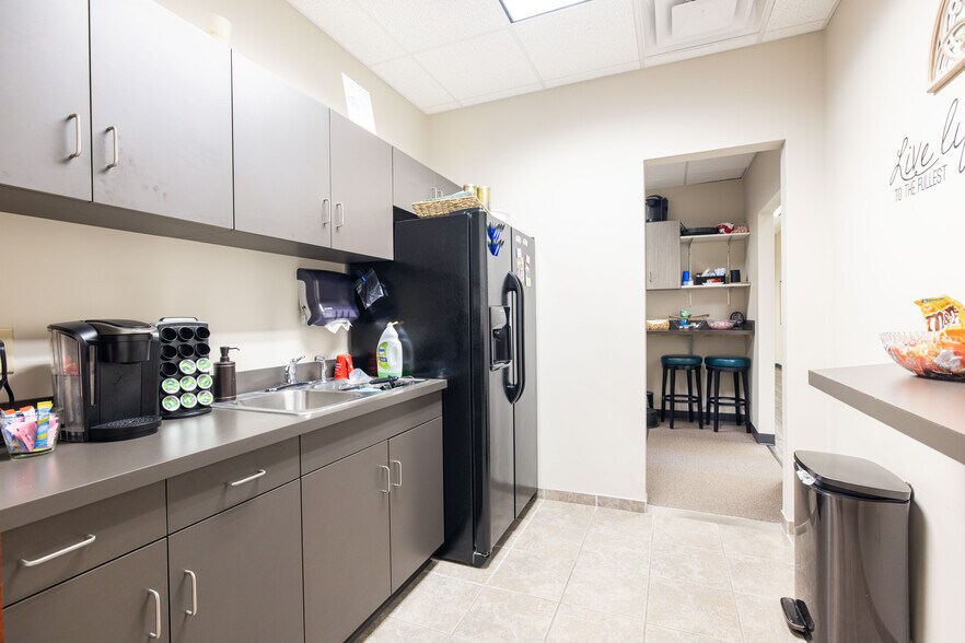 More Photos Of 2660 Olivet Church Rd, Paducah Office Residential For Sale
