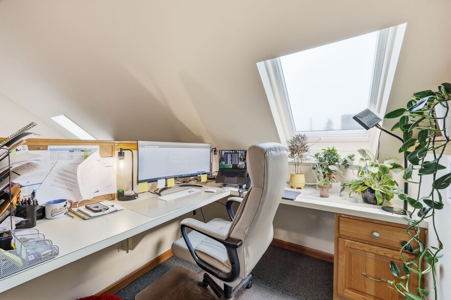 More Photos Of 200 Center St, Ludlow Medical For Sale