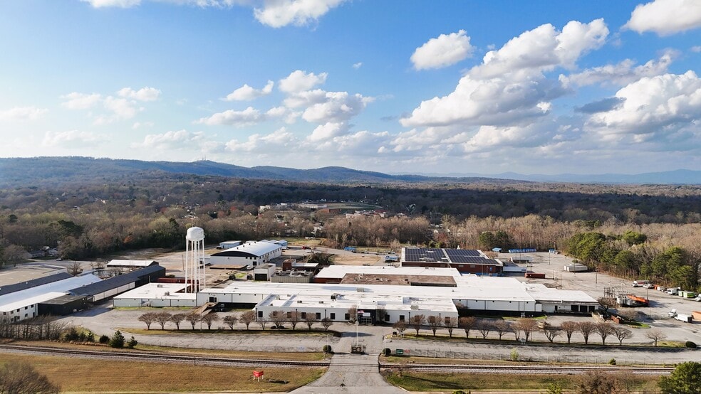 More Photos Of 1801 Rutherford Rd, Greenville Light Manufacturing For Lease