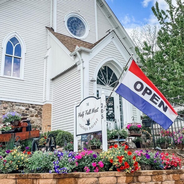 More Photos Of 205 W Main St, West Dundee Office For Sale