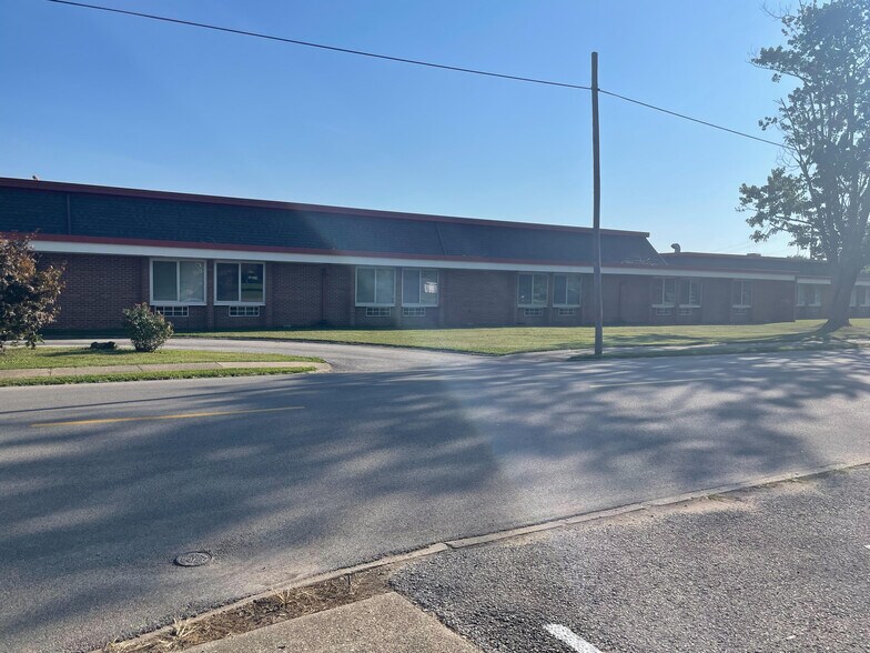 More Photos Of 1616 Cedar St, Lawrenceville Skilled Nursing Facility For Sale