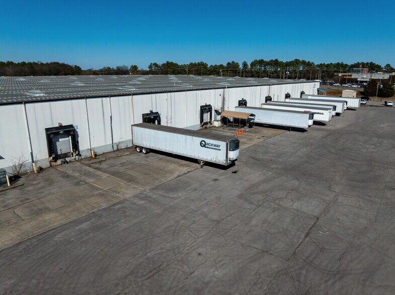 More Photos Of 606 Butler Dr, Murfreesboro Distribution For Lease