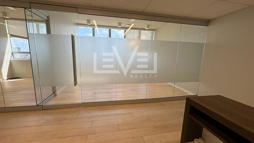 More Photos Of 2455 E Sunrise Blvd, Fort Lauderdale Loft Creative Space For Sale