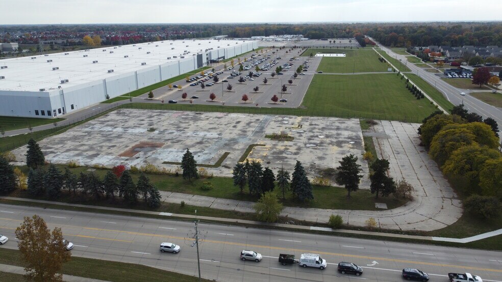 Primary Photo Of 50500 Mound Rd, Shelby Township Land For Lease