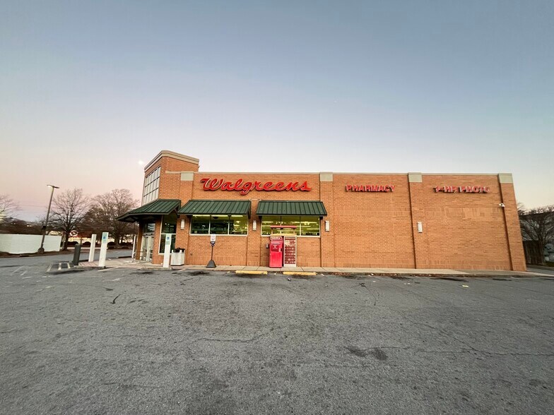 More Photos Of 103 Greenville Blvd SE, Greenville Drugstore For Lease