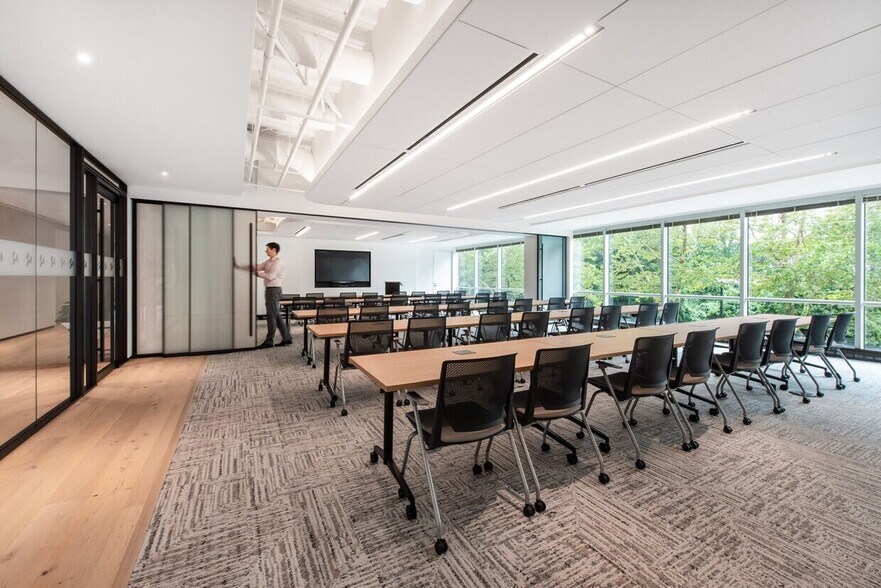 More Photos Of 6903 Rockledge Dr, Bethesda Office For Lease