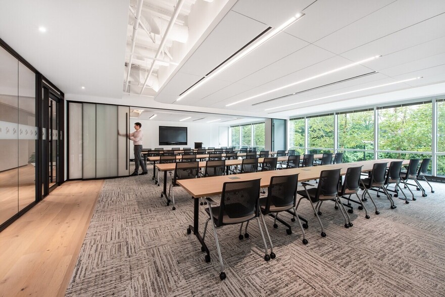 More Photos Of 6903 Rockledge Dr, Bethesda Office For Lease