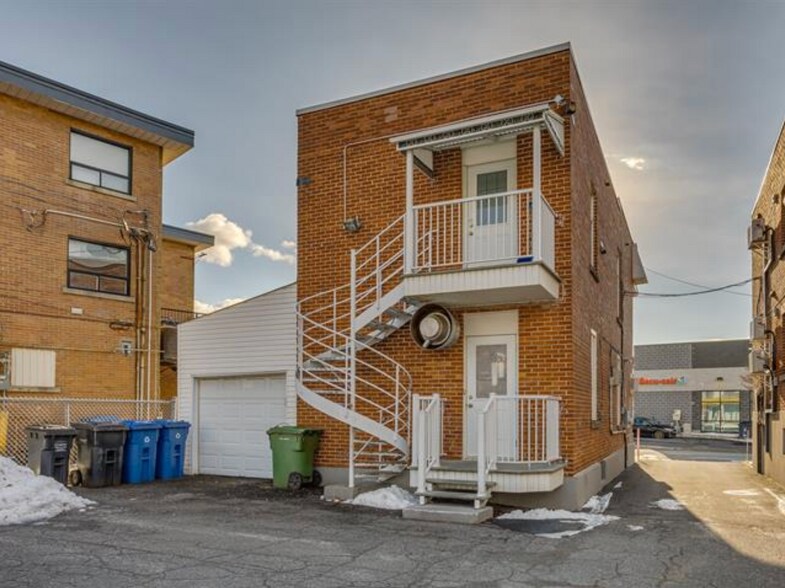 More Photos Of 95-97 Saint-Sylvestre Rue, Longueuil Storefront Retail Residential For Sale