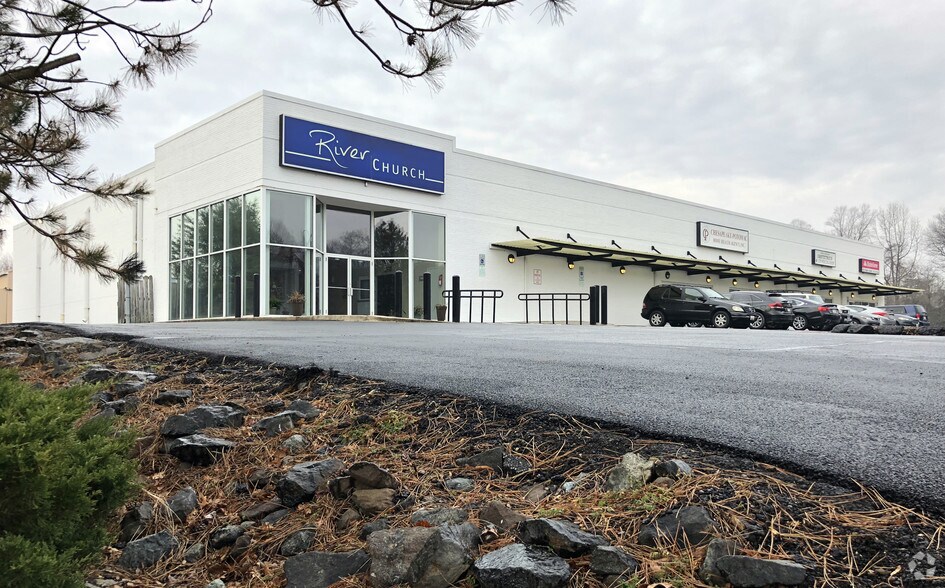 Primary Photo Of 7627 Leonardtown Rd, Hughesville Storefront Retail Office For Lease