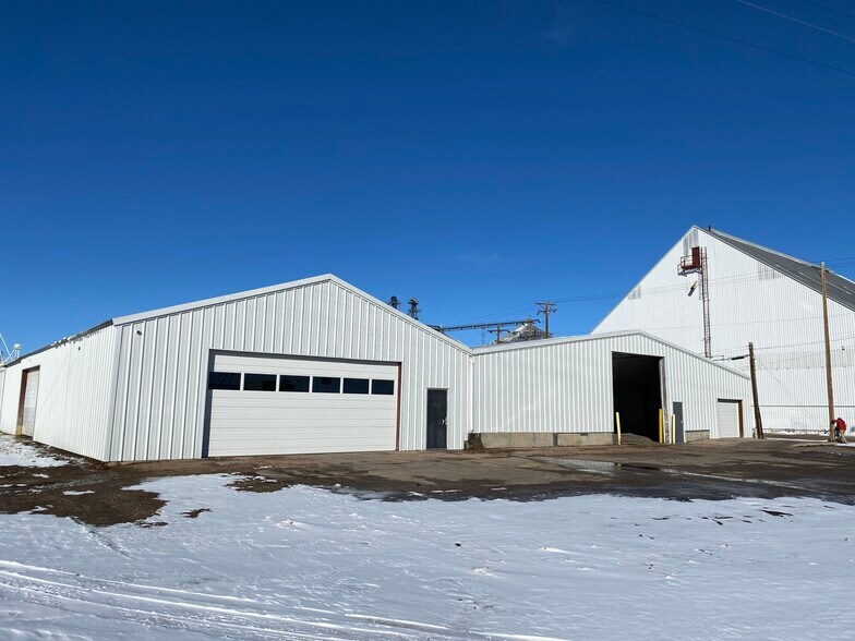 More Photos Of 140 Factory Rd, Eaton Service For Sale