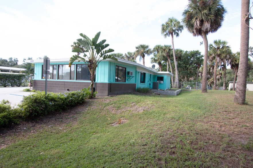 More Photos Of 6260 N Us-1 Hwy, Melbourne Office Residential For Sale
