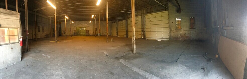 More Photos Of 147 Nebraska, Memphis Warehouse For Sale