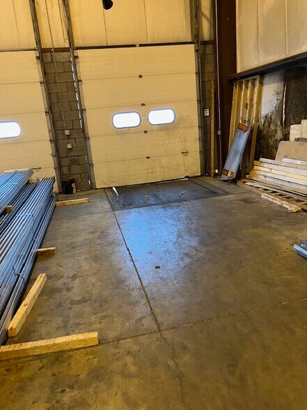 More Photos Of 110 Penn Am Dr, Quakertown Warehouse For Lease