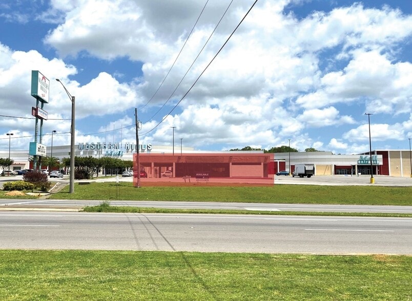 More Photos Of 7201 Aaron Aronov Dr, Fairfield Bank For Lease