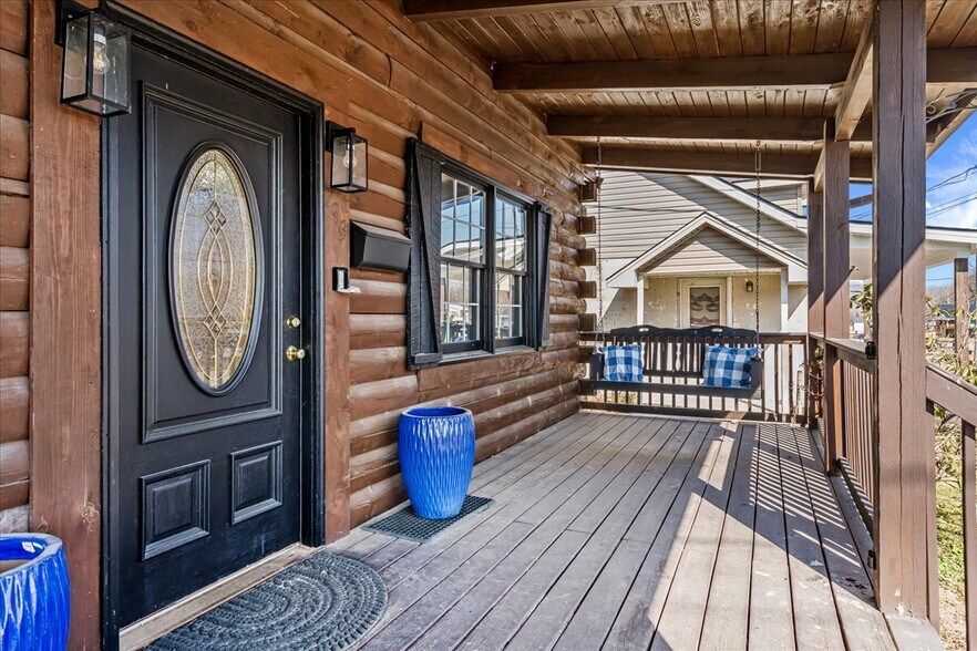 More Photos Of 793 Breckenridge St, Stanton Office For Sale