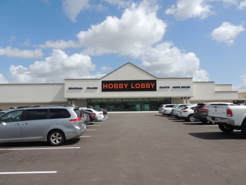 More Photos Of 1705-1825 N Fry Rd, Katy Unknown For Lease