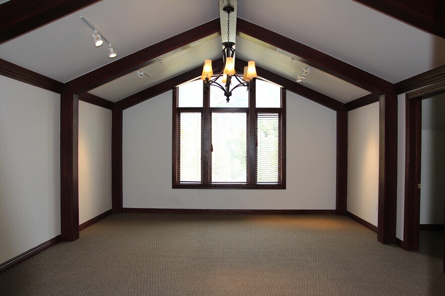 More Photos Of 3575 N 100 E, Provo Office For Lease