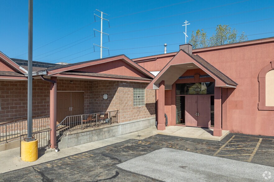 More Photos Of 4925 State Rd, Cleveland Office For Lease