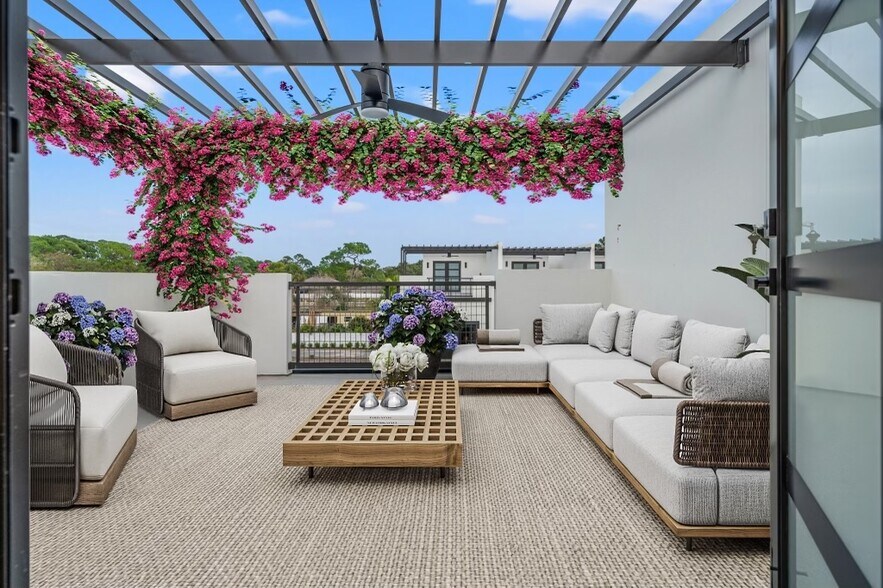 More Photos Of 6425 62nd Ave N, Pinellas Park Land For Sale