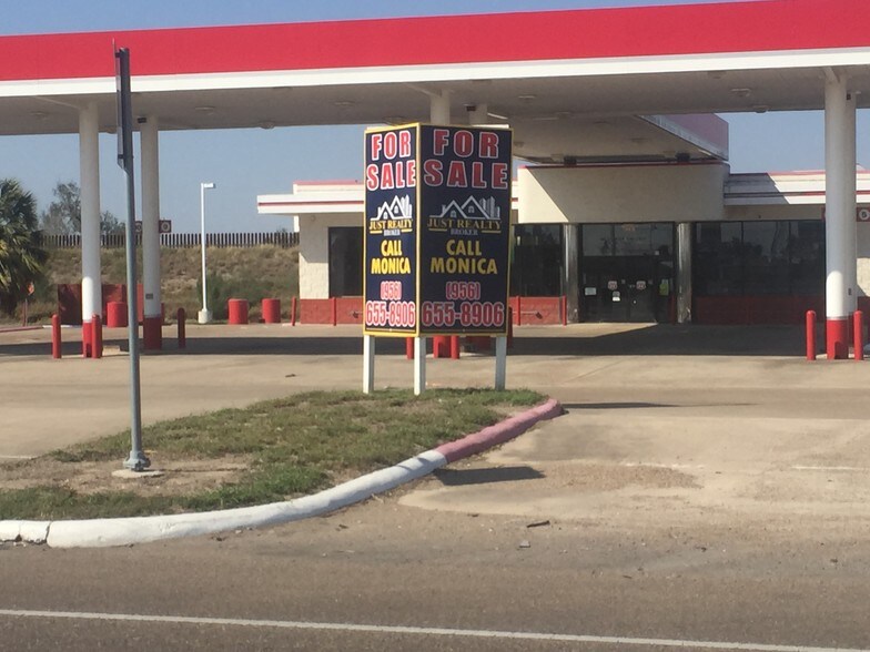 More Photos Of 410 N International Blvd, Hidalgo General Retail For Sale