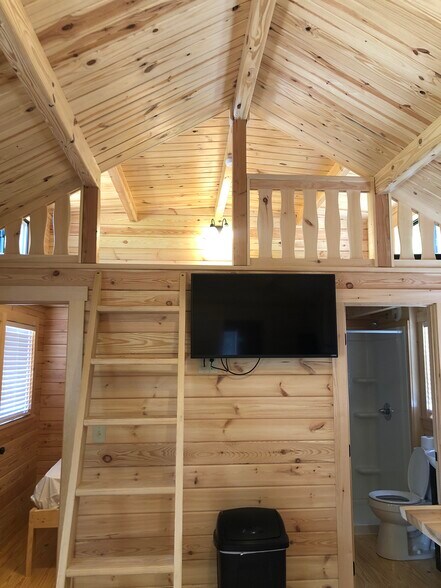 More Photos Of 7632 Centerville Rd, Houghton Trailer Camper Park For Sale