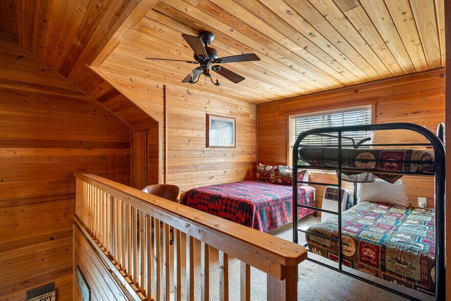 More Photos Of 1022 S Hunter Creek Dr, Payson Hotel For Sale