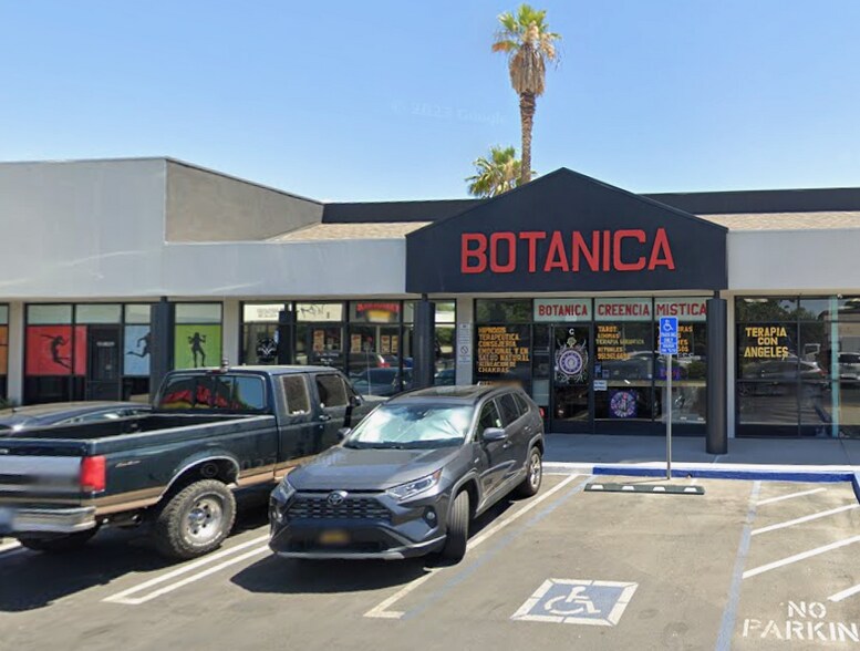 Primary Photo Of 3330 E Florida Ave, Hemet Unknown For Lease