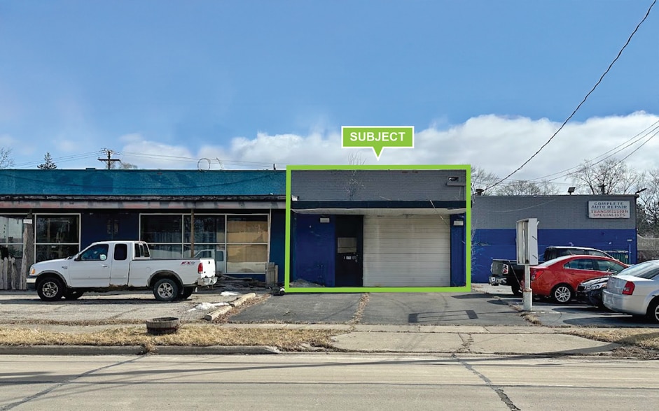 More Photos Of 22855 Orchard Lake Rd, Farmington Auto Repair For Lease