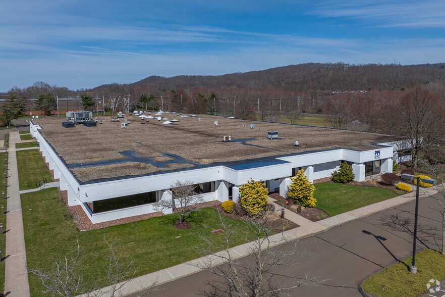 Primary Photo Of 10 Research Pky, Wallingford Manufacturing For Lease