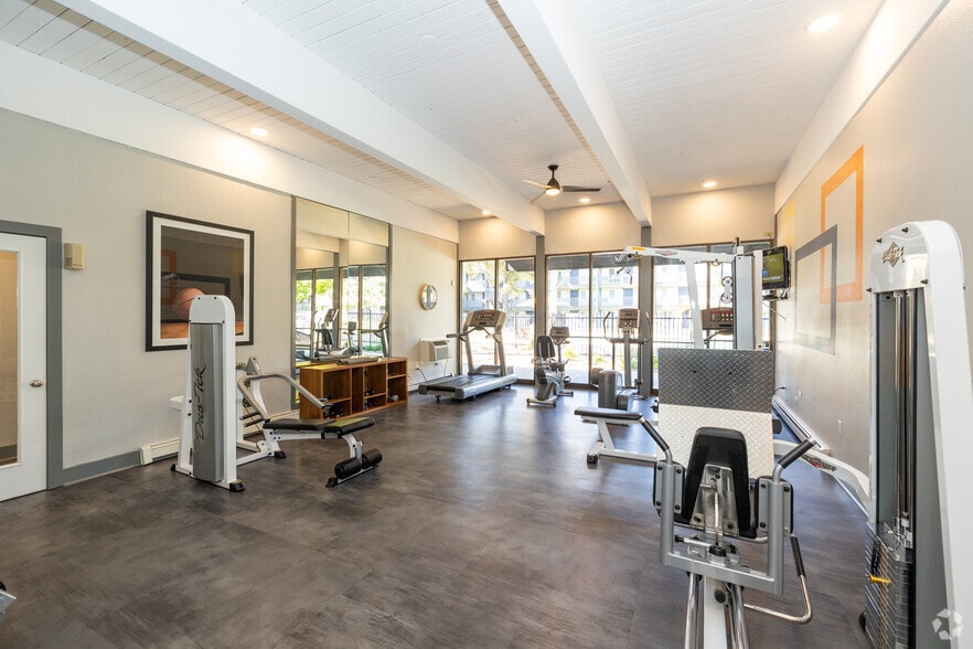 More Photos Of 7100 E Evans Ave, Denver Apartments For Sale