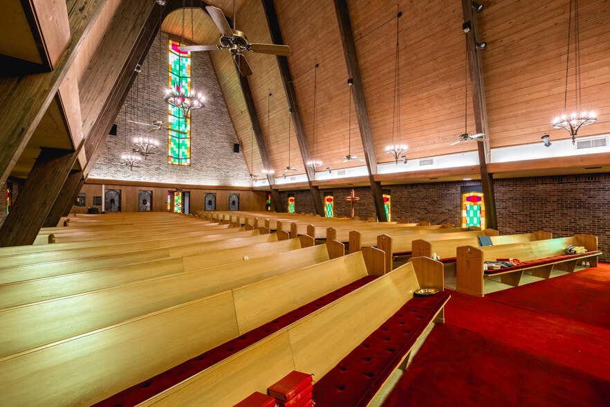 More Photos Of 4601 Western Hills Ave, Little Rock Religious Facility For Sale