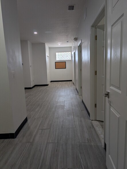 More Photos Of 301 W Hibiscus Blvd, Melbourne Office For Lease