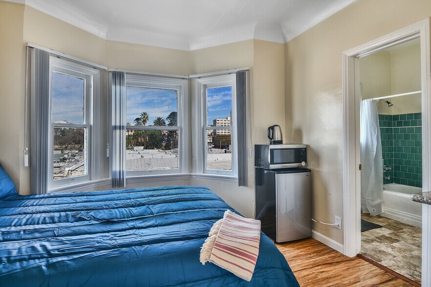 More Photos Of 721-729 S Alvarado St, Los Angeles Apartments For Lease