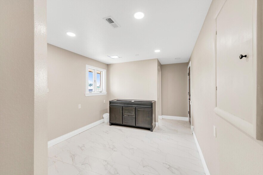 More Photos Of 2880 W 92nd Ave, Federal Heights Office Residential For Sale