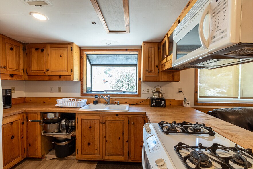 More Photos Of 41505 Alder Dr, Forest Falls Religious Facility For Sale