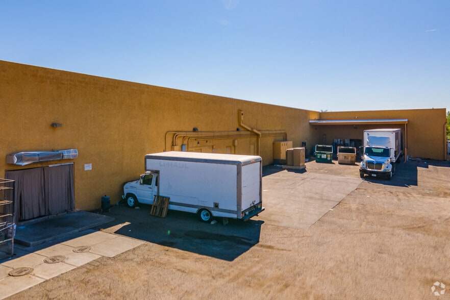 More Photos Of 10300-10320 N Scottsdale Rd, Scottsdale General Retail For Lease