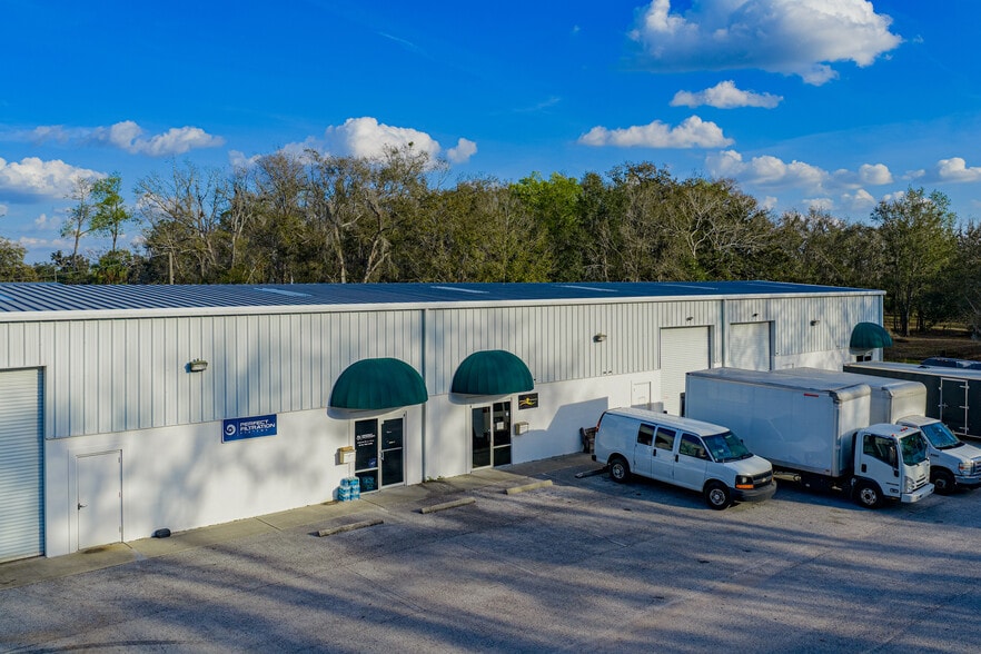 More Photos Of 2711 Airport Rd, Plant City Industrial For Sale