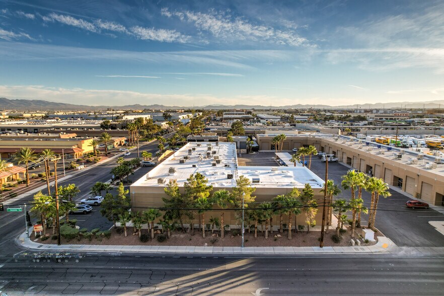 More Photos Of 5321 Cameron St, Las Vegas General Retail For Lease