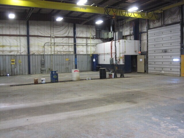 More Photos Of 1301 Rockland Ave, Roanoke Industrial For Sale