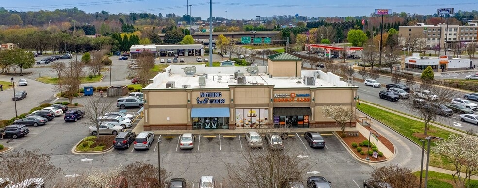 More Photos Of 916 E Innes St, Salisbury General Retail For Sale