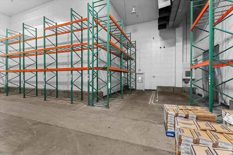 More Photos Of 3450 E Vernon Ave, Vernon Food Processing For Lease