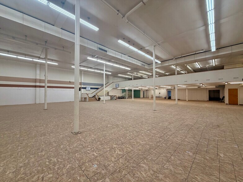 More Photos Of 202 Main Ave S, Twin Falls Coworking Space