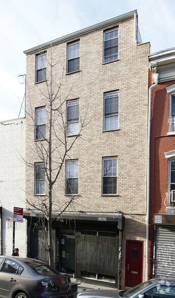 More Photos Of 296 Grand St, Brooklyn Apartments For Lease