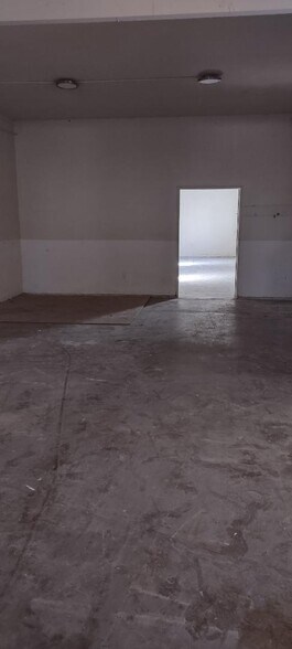 More Photos Of 1644 E Compton Blvd, Compton Freestanding For Sale